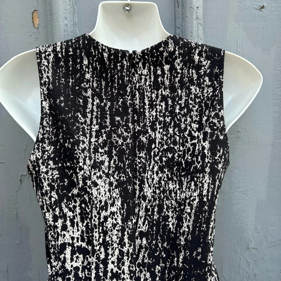 Sportmax Black & White abstract Sleeveless midi dress, BNWT, size 6 - Picture 7 of 12